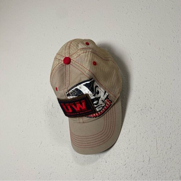 Vintage Captivating Headgear NCAA University Of Wisconsin Badgers Trucker Hat - Picture 5 of 11
